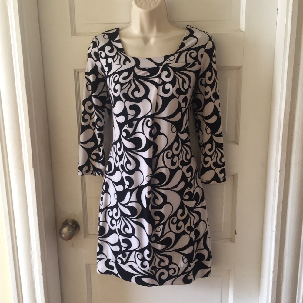 Classy resort style dress